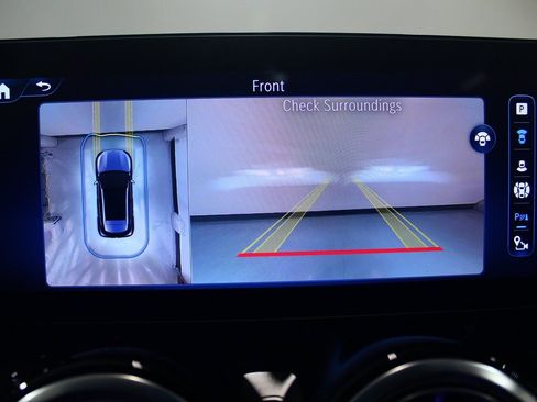 Used 2025 Mercedes-Benz GLA 250 GLA 250 image 10