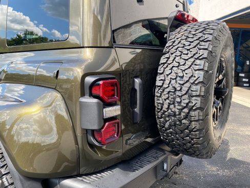 New 2026 Ford Bronco Raptor AWD/4WD image 20