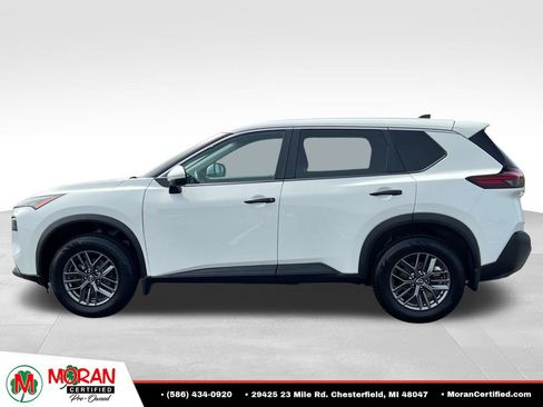 Used 2022 Nissan Rogue S AWD/4WD image 2