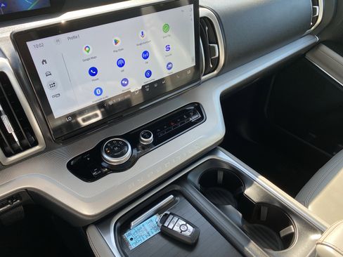 Used 2025 Ford Expedition Max Active AWD/4WD image 21