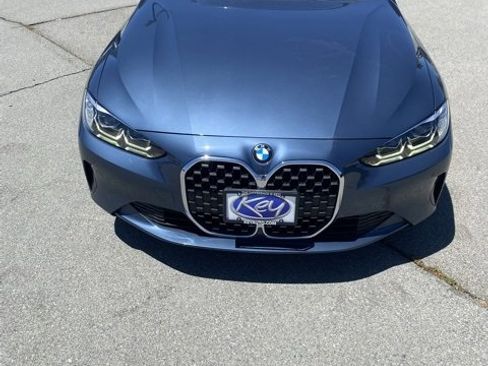 Used 2023 BMW 430i xDrive Convertible w/ Convenience Package image 11