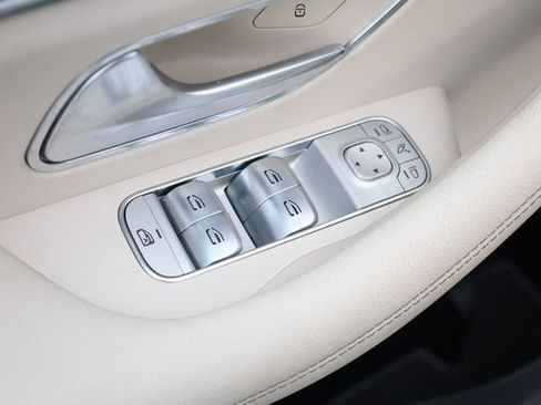 Used 2022 Mercedes-Benz GLS 450 GLS 450 image 13