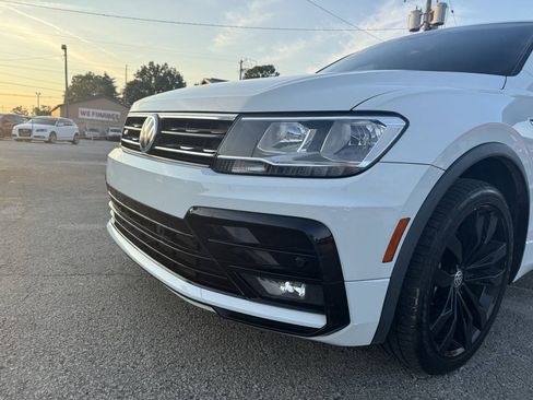 Used 2021 Volkswagen Tiguan SE R-Line FWD image 10