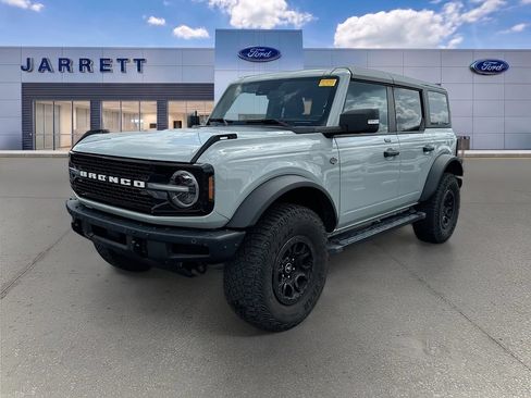 Used 2023 Ford Bronco Wildtrak AWD/4WD image 2