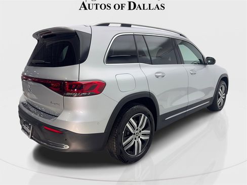 Used 2023 Mercedes-Benz EQB 300 4MATIC w/ Pinnacle Package image 6