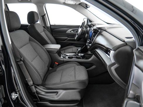Used 2021 Chevrolet Traverse LT AWD/4WD image 34