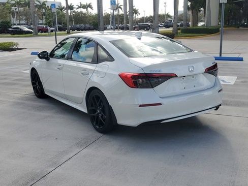 Used 2023 Honda Civic Sport image 8