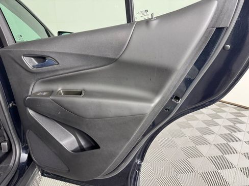 Used 2021 Chevrolet Equinox LT image 26