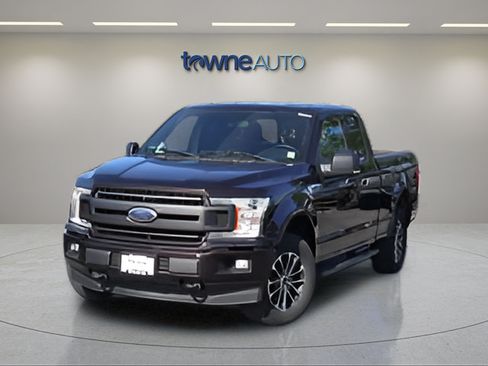 Used 2018 Ford F150 XLT w/ Equipment Group 302A Luxury AWD/4WD image 9