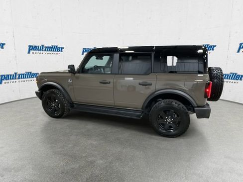 New 2025 Ford Bronco Outer Banks image 9