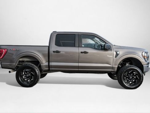 Used 2023 Ford F150 XLT image 5
