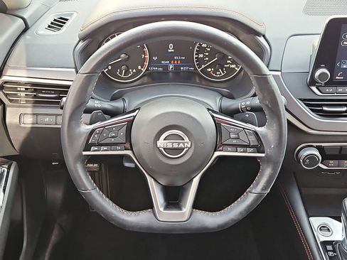 Certified 2024 Nissan Altima 2.5 SR image 15