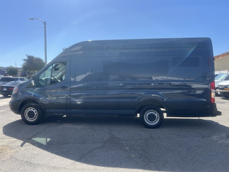 Used 2019 Ford Transit 250 148 High Roof Extended RWD image 4