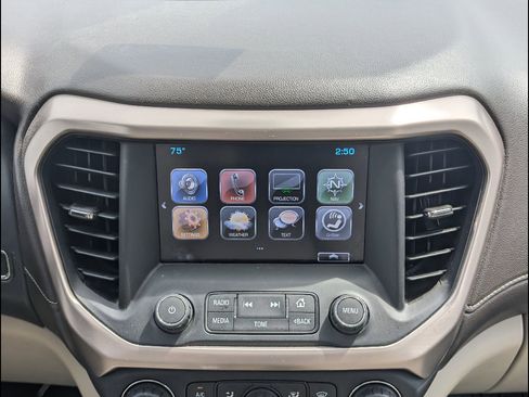 Used 2017 GMC Acadia Denali w/ Technology Package AWD/4WD image 33