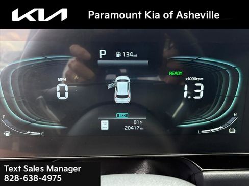Certified 2023 Kia Niro EX FWD image 8