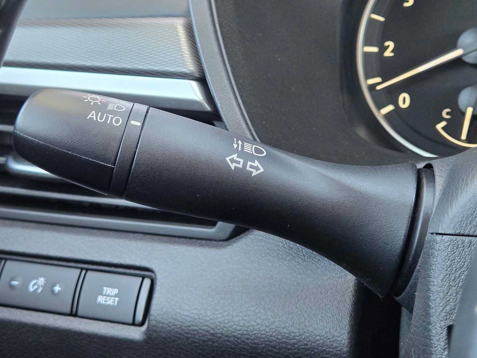 Used 2025 Nissan Altima 2.5 SR FWD image 23