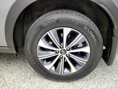 Used 2025 INFINITI QX60 Pure AWD/4WD image 9