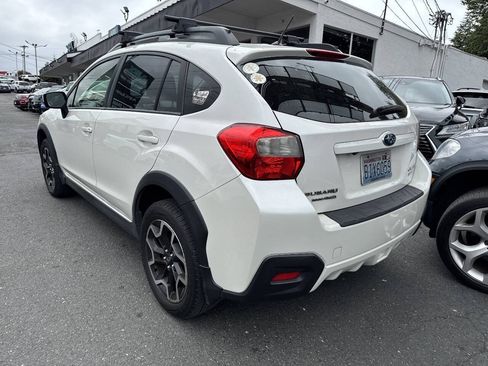 Used 2016 Subaru Crosstrek 2.0i Premium w/ Popular Package #1 AWD/4WD image 2