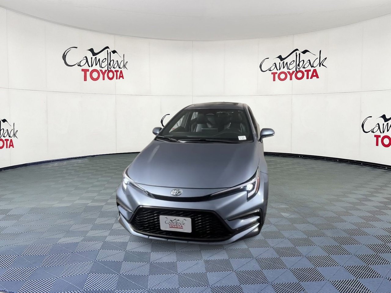 Used 2024 Toyota Corolla XSE FWD image 6