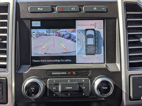 Used 2020 Ford F150 Platinum w/ Technology Package image 13