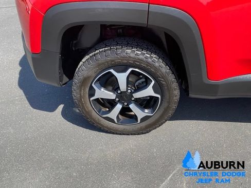 Used 2020 Jeep Renegade Trailhawk w/ Cold Weather Group AWD/4WD image 10