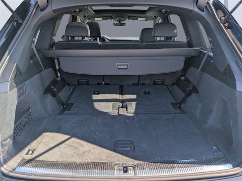 Used 2021 Audi Q7 2.0T Premium Plus w/ Premium Plus Package image 12