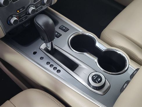 Used 2020 Nissan Pathfinder SL AWD/4WD image 29