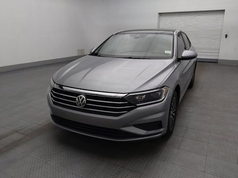 Used 2019 Volkswagen Jetta SEL w/ Cold Weather Package FWD image 15