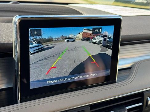 Used 2021 Lincoln Corsair FWD w/ Equipment Group 101A image 23