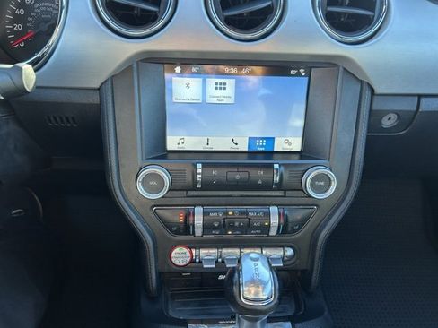 Used 2017 Ford Mustang Premium image 21