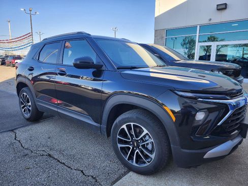 Used 2025 Chevrolet TrailBlazer LT image 7