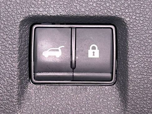 Used 2023 INFINITI QX60 Pure AWD/4WD image 15