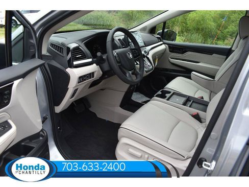 New 2026 Honda Odyssey Touring image 27