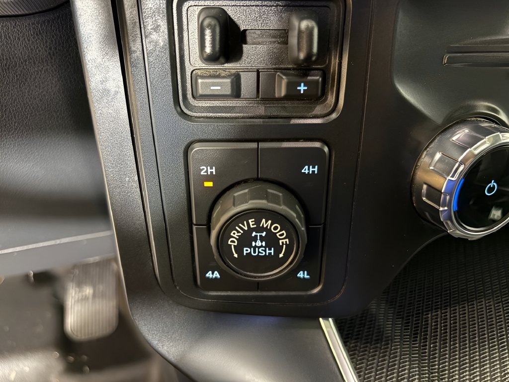 Used 2022 Ford F150 Raptor w/ Equipment Group 801A High AWD/4WD image 23