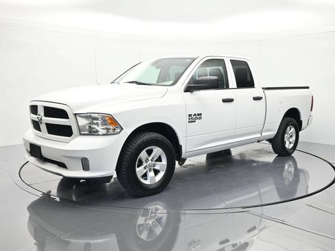 Used 2019 RAM 1500 Express AWD/4WD image 1