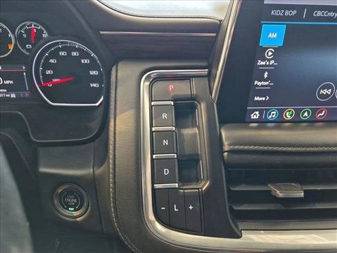 Used 2021 Chevrolet Tahoe Z71 w/ Luxury Package AWD/4WD image 12