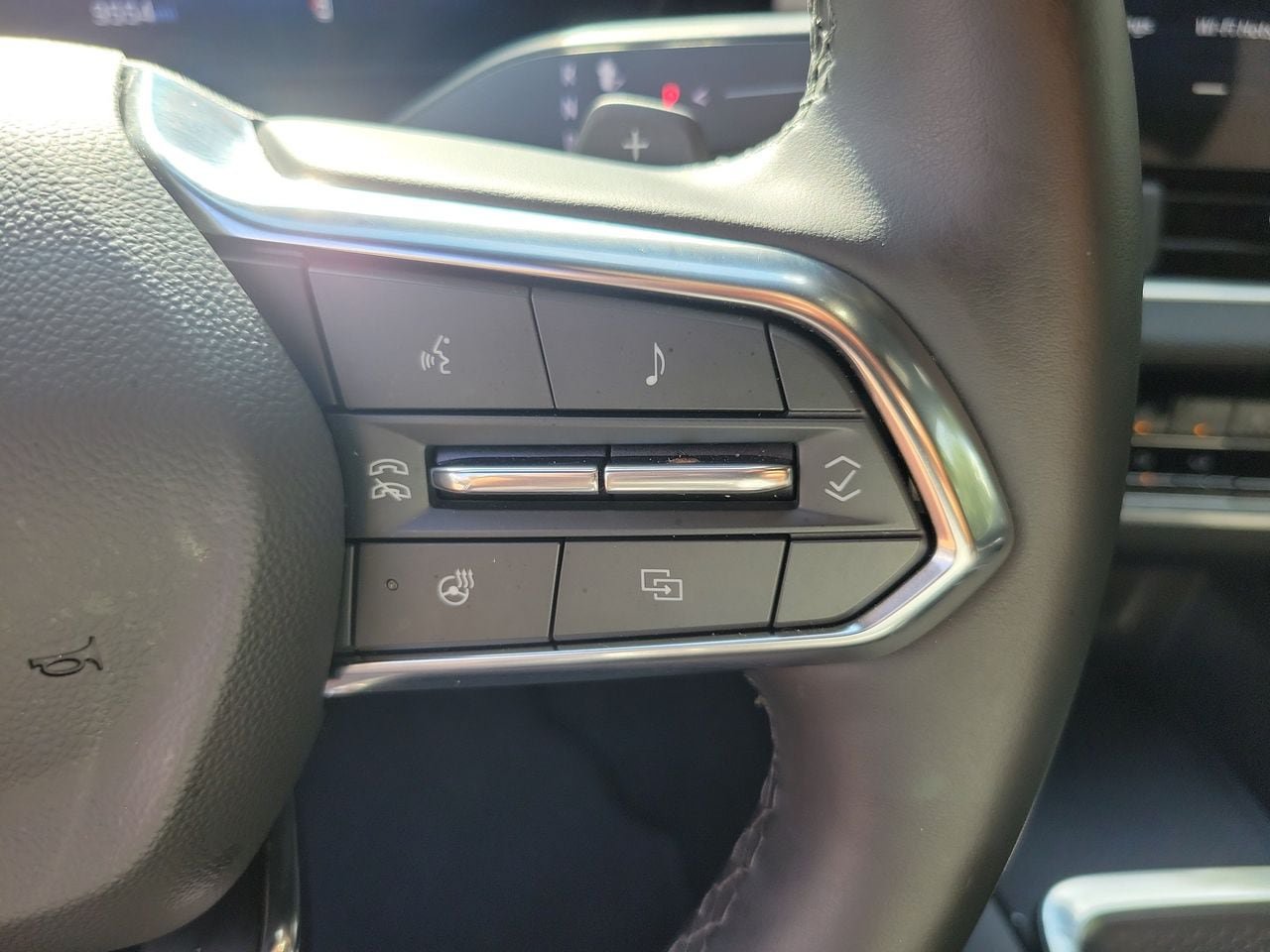 Used 2026 Chevrolet Equinox LT FWD image 19