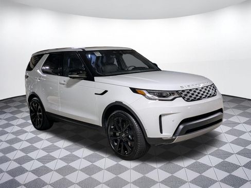 New 2026 Land Rover Discovery S AWD/4WD image 7