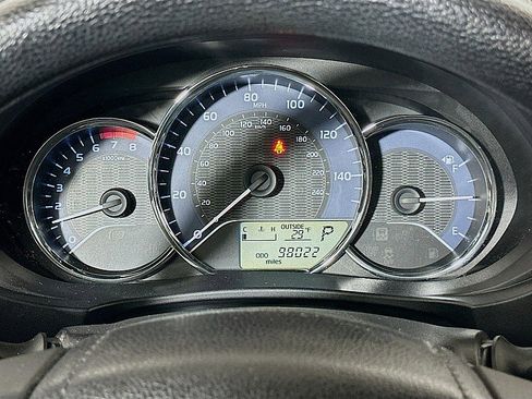 Used 2014 Toyota Corolla LE image 13