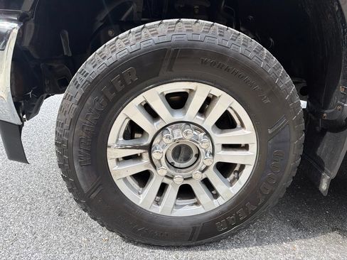 Used 2019 Ford F350 XL w/ STX Appearance Package AWD/4WD image 10