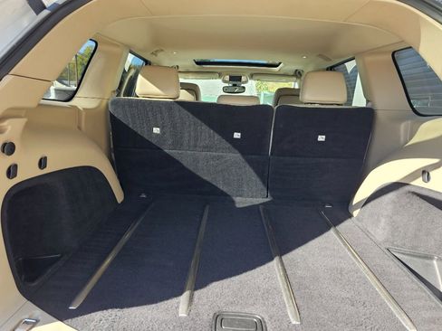 Used 2017 Jeep Grand Cherokee Limited image 24