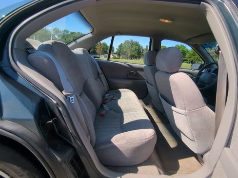 Used 1996 Chevrolet Lumina LS FWD image 8