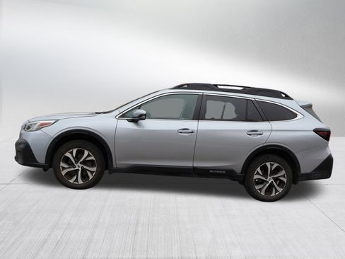 Used 2020 Subaru Outback Limited XT image 4