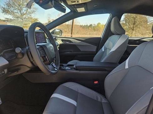 New 2026 Toyota Camry SE image 11