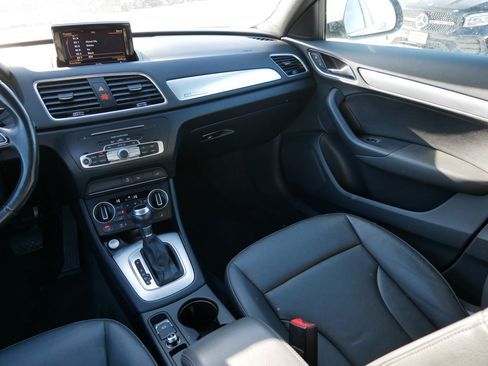 Used 2017 Audi Q3 2.0T Premium Plus w/ Premium Plus Package image 11