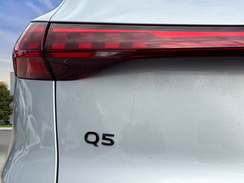 New 2025 Audi Q5 Premium image 10