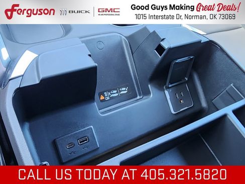 New 2026 GMC Sierra 1500 SLT w/ SLT Premium Plus Package AWD/4WD image 34