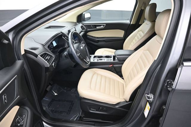 Used 2023 Ford Edge SEL w/ Cargo Accessory Package AWD/4WD image 9