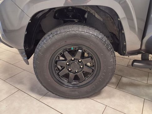 Used 2023 Toyota Tacoma SR w/ SR Convenience Package image 29