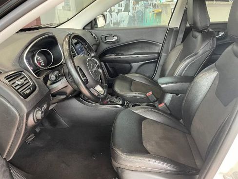 Used 2021 Jeep Compass Latitude image 16